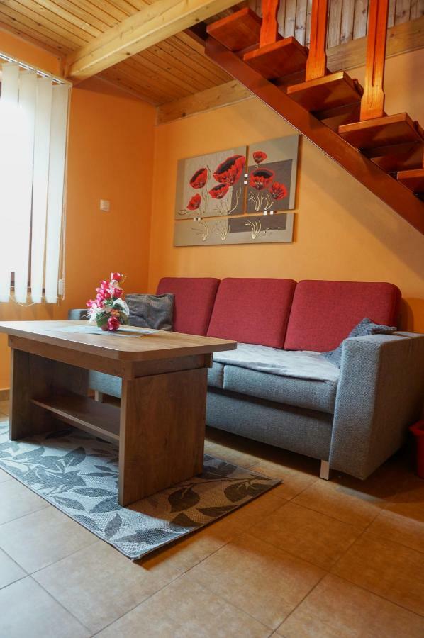 Apartment Petronela *